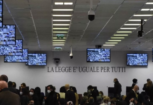 Rinascita-Scott: iniziato il maxi-processo a Lamezia Terme nell’aula bunker più grande d’Europa con 300 imputati