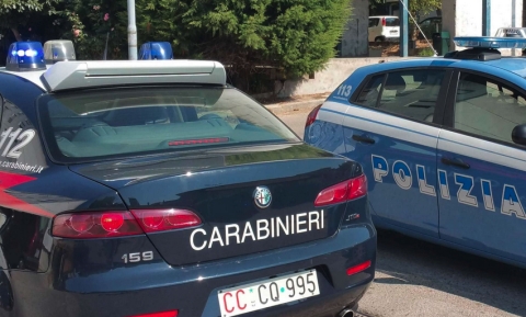 Camorra: blitz di Carabinieri e Polizia, arrestati in 16 affiliati a due clan a Napoli