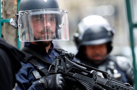 Gli interrogativi della Francia e del resto d'Europa dopo l'attacco in Rue Nicolas Appert. La pentola a pressione jihad