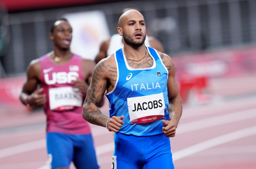 Olimpiadi: salto in alto, arriva la medaglia d’oro di Gianmarco Tamberi. Nei 100 metri record di Jacobs