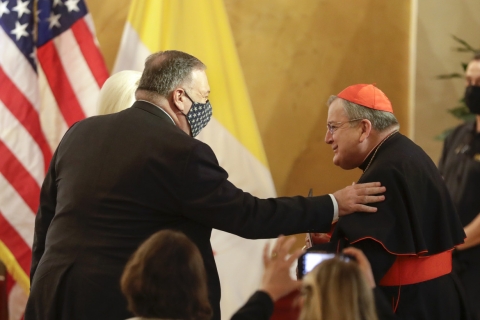 Città del Vaticano: oggi Mike Pompeo è stato ricevuto dal suo omologo Cardinale Pietro Parolin