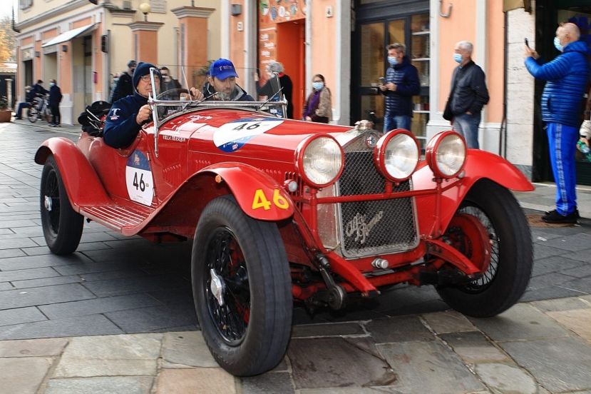 Roma: oggi l&#039;arrivo nella capitale delle &quot;storiche&quot; della Mille Miglia. Guida la classifica l&#039;Alfa Romeo 6C di Vesco-Salvinelli