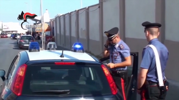 Bari: vasta operazione anti-droga dei carabinieri, 35 arresti