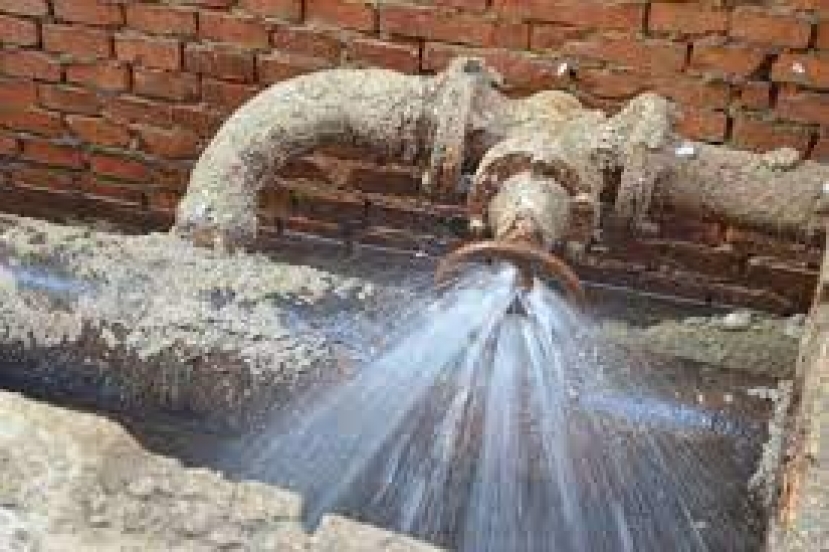 Oggi la giornata mondiale dell’acqua. Istat: “L’Italia è un colabrodo che disperde il 42% dell’acqua immessa in rete”