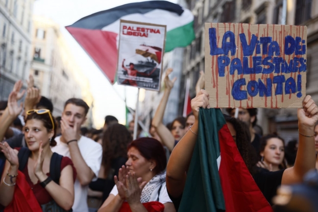 Proteste pro-Palestina: i collettivi studenteschi dagli USA a Roma. Gli scontri con la polizia