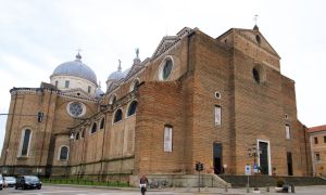 Padova: domani 5 dicembre i funerali di Giulia Cecchettin nella Basilica di Santa Giustina in Prato della Valle
