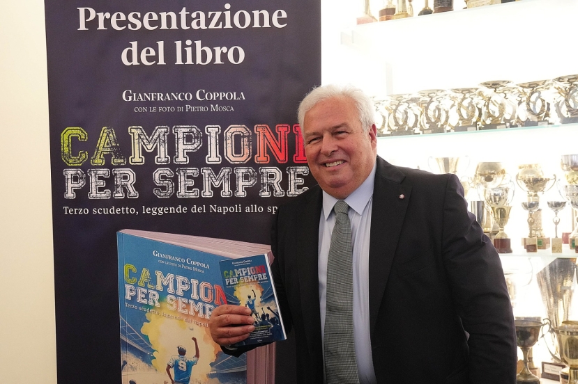 Editoria: Gianfranco Coppola presenta il suo libro &quot;Campioni per sempre&quot; viaggio nei racconti del terzo scudetto del Napoli