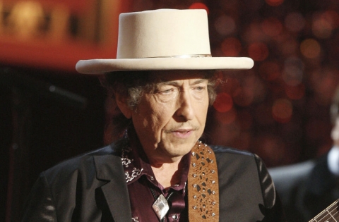 Abusi sessuali: la leggenda del rock Bob Dylan dovrà comparire dinanzi al Tribunale di NYC