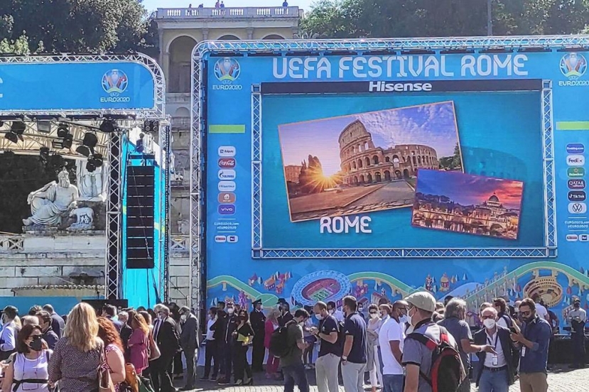 Roma: le notti magiche di Piazza del Popolo tra musica e danza sul palco dell&#039;Uefa Festival