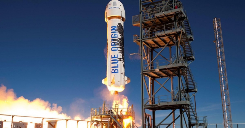 Jeff Bezos in orbita con Blue Origin
