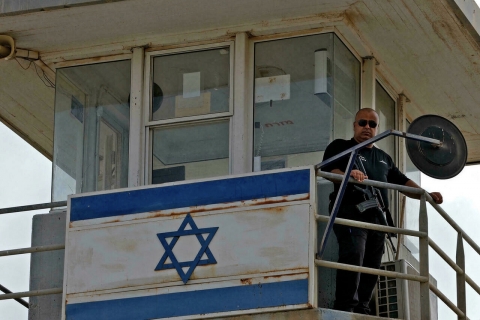 Israele: catturati dall’esercito gli ultimi due palestinesi evasi dal carcere di Gilboa con una fuga da film