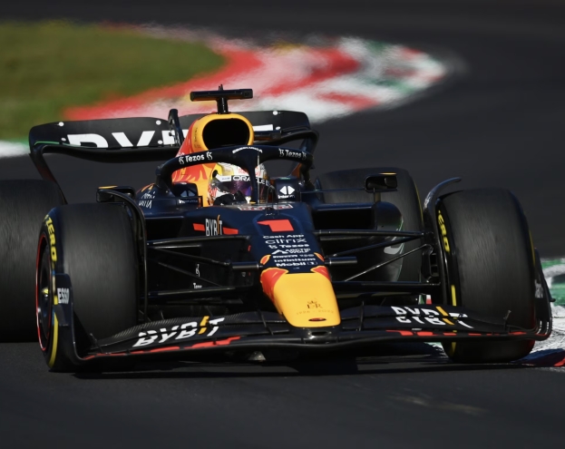 Gp di Spagna: Max Verstappen al 5º successo stagionale. Sul podio con Hamilton e Russel