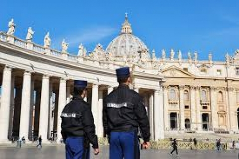 No-vax in Vaticano: braccio di ferro della Pontifica Commissione con i negazionisti