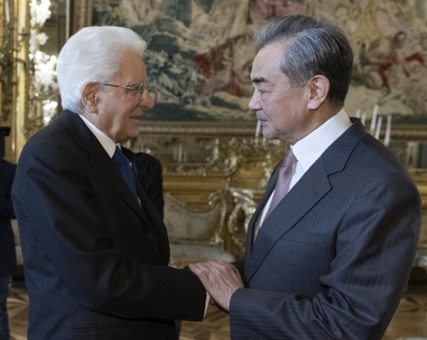 Quirinale: il direttore degli Affari Esteri del governo di Pechino, Wang Yi, ricevuto da Mattarella