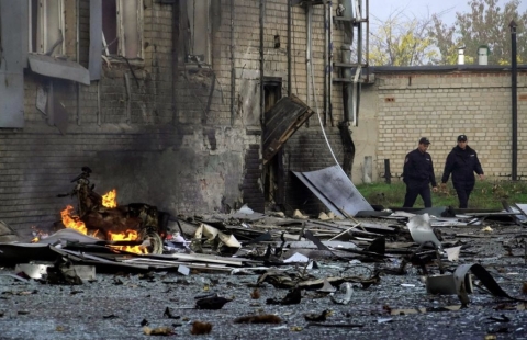 Ucraina: attacchi russi da Kiev a Kharkiv. A Kherson 5 civili uccisi per esplosivi lasciati dalle truppe di Mosca