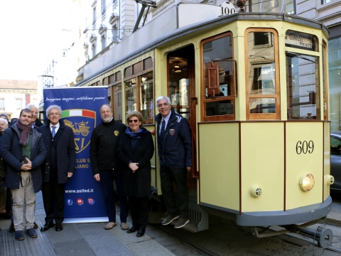 Veicoli storici: l’Asi assegna la prima Targa Oro al tram “Reggio Emilia” del 1928 di ATM Milano
