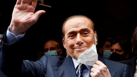 Processo Ruby Ter, nessuno stralcio per la posizione di Berlusconi ma rinvio dell'udienza all'8 settembre