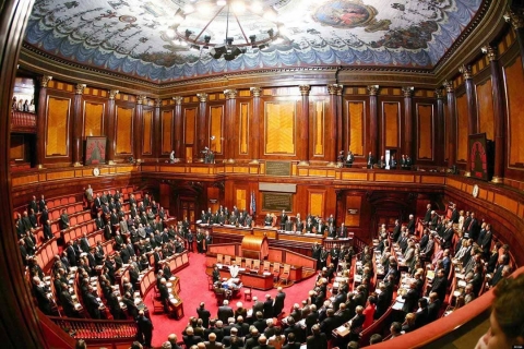 Decreto Ristori: il Senato approva ma con la “fiducia”. Ora passaggio alla Camera