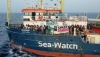 L'Alan Kurdi attracca al porto di Olbia con il carico di 125 migranti. Solinas: "Noi neanche interpellati". La protesta della Lega