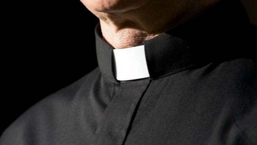 Abusi su minori: arresti domiciliari per un sacerdote di Piazza Armerina in provincia di Enna
