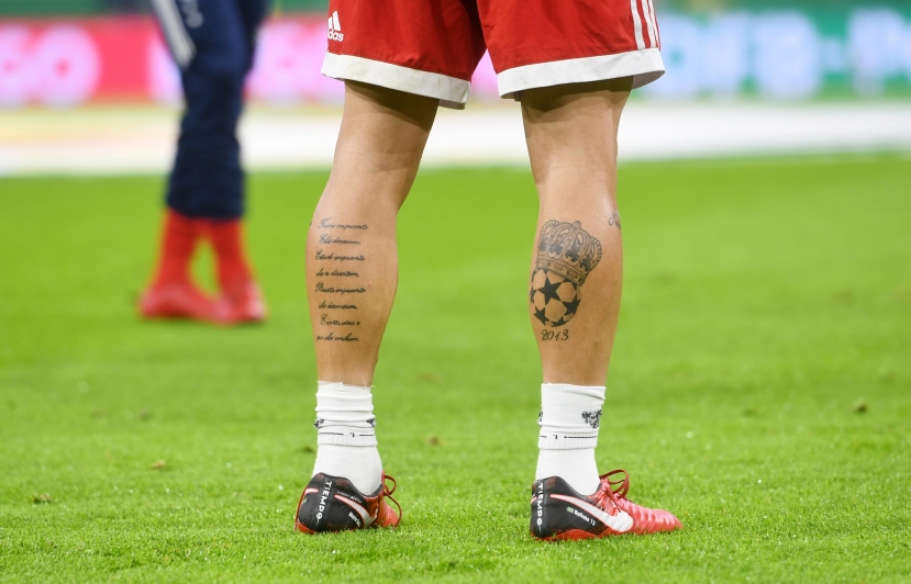 Tatuaggi: il China Sport Administration vieta ai calciatori di mostrare tatuaggi. Devono essere coperti
