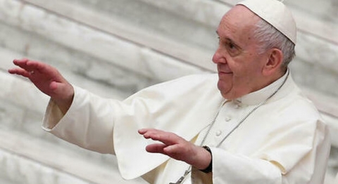 Lavoro, Papa Francesco: "Il peso schiacciante e insopportabile di chi non lo ha"