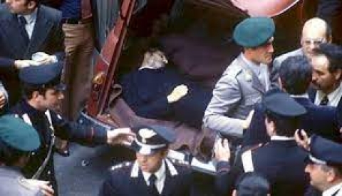 9 maggio 1978, commemorazione del ritrovamento di Aldo Moro ucciso dalle BR. L’omaggio di Mattarella