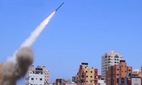 Striscia di Gaza: lancio di razzi di Israele su Hamas contro un sito delle Brigade al-Qassam