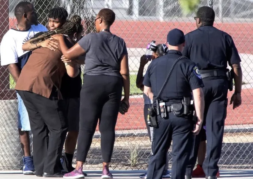 Usa: sparatorie nei campus universitari ieri 6 vittime in Texas e a Las Vegas tre morti. Biden: “Questo non può essere normale”