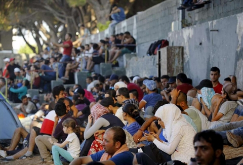 Emorragia sbarchi a Lampedusa: altri 370 migranti oggi. Martello: "Lo Stato non c'è"