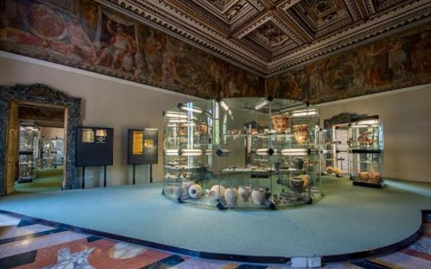 Il "Pensées en voyage" di Signoretti e Papa al Museo Archeologico delle Marche 