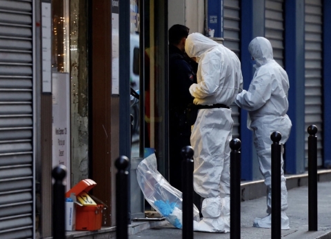 Strage di Natale a Parigi: arrestato il 33enne che ha ucciso moglie e 4 figlioletti. La rabbia perché già noto per violenze domestiche