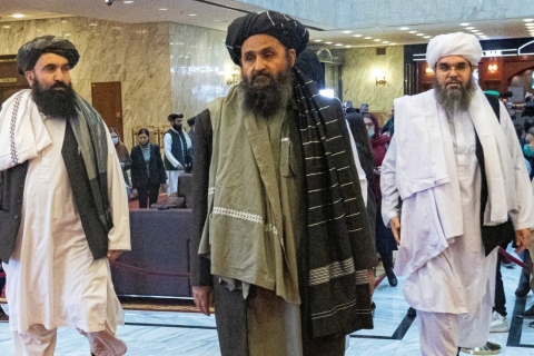 Vertici talebani a Kabul per la formazione governo. Evacuazioni, rimproveri all'Occidente