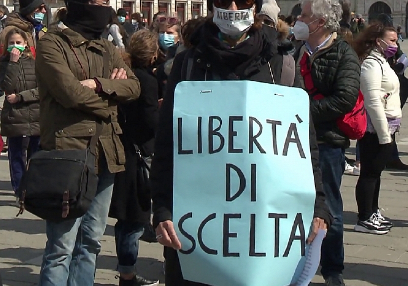 Lockdown anche per i no-vax in Italia? lo chiedono alcune regioni ma il Governo frena