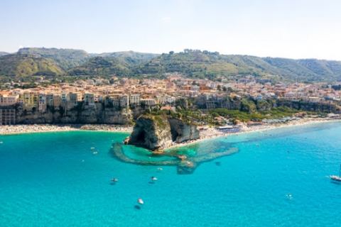 Tropea (Calabria) riceve la nomination di "Borgo dei Borghi" di Rai 3