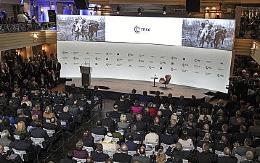Conferenza sicurezza Monaco, von der Leyen: “Mosca deve fallire,l’Ucraina vincere”