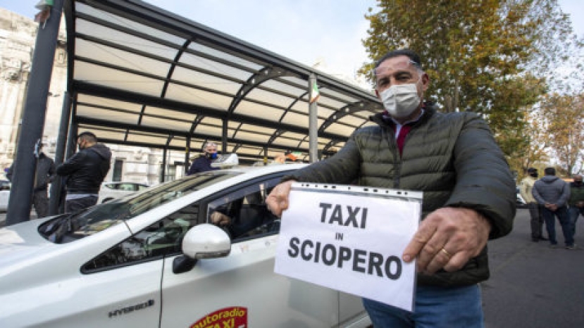 Taxi: il 10 ottobre sciopero dei taxi (USB) contro il Decreto Asset e il rimpallo delle decisioni sull’incremento di licenze
