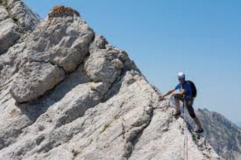 Gran Sasso: due alpinisti morti sul Corno Piccolo. Soccorritori impegnati nel recupero dei corpi