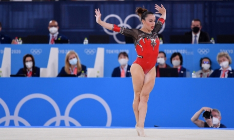 Olimpiadi: Vanessa Ferrari a 30 anni conquista l'argento olimpico nella ginnastica artistica