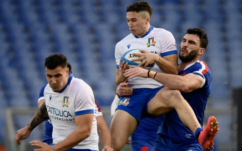 Rugby: al 6 Nazioni, la giovane Italia battuta inesorabilmente dalla Francia 10-50 allo stadio Olimpico