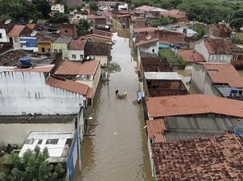 Brasile: 36 vittime nell’alluvione di San Paolo. Oggi la visita di Lula. Sospeso il Carnevale