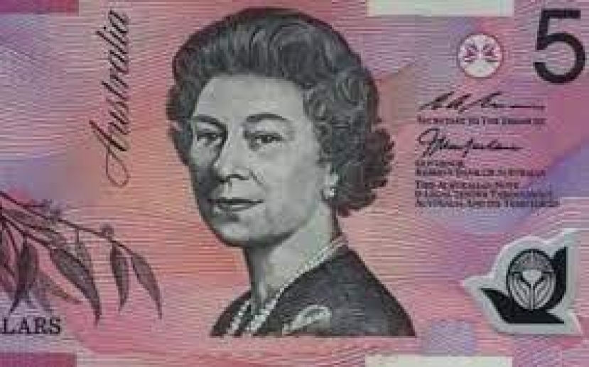 L’Australia cancella il volto di Elisabetta II dalla sua banconota da 5 dollari e non ci sarà nessun monarca