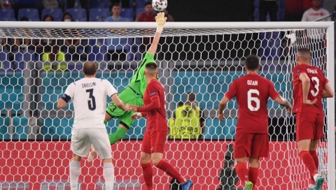 UEFA Euro 2020: l’Italia piega la Turchia 3-0 con due gol di Insigne e Immobile e un autogol di Demiral