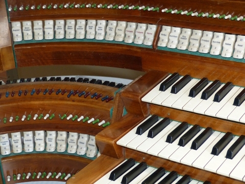 Arezzo: un viaggio nella musica dedicata alle composizioni per organo nelle chiese aretine