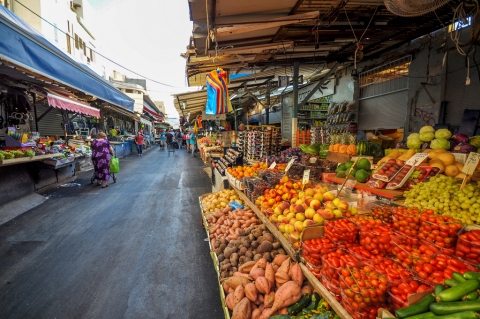 La trasformazione di Carmel Market e HaTkva a Tel Aviv in attesa della fine del distanziamento sociale