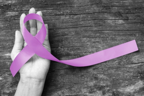 Giornata mondiale del cancro, Aiom: in dieci anni aumentati del 37% i pazienti che hanno vinto la sfida con il tumore