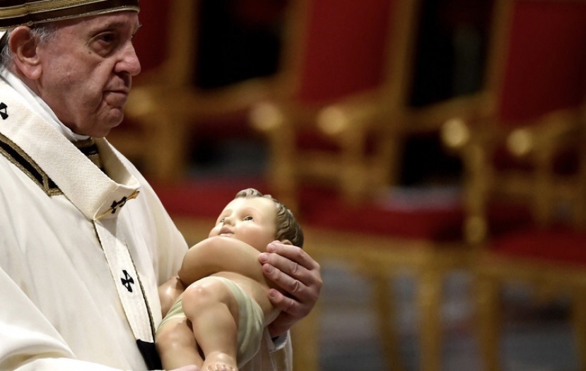 La gloria del Natale nel messaggio di Papa Francesco: “Ricomporre un’armonia”