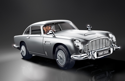 Collezionismo: la Playmobil riproduce il modellino dell'iconica Aston Martin DB5 di 007