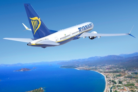 Cartellino "giallo" d'ammonizione dell'Enac per Ryanair: "Deve rispettare le regole anti-covid"