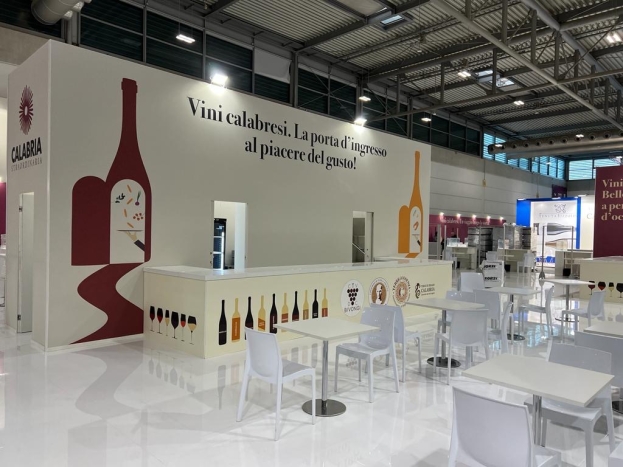 Vinitaly 2023: la Calabria del vino di qualità presente con 120 aziende